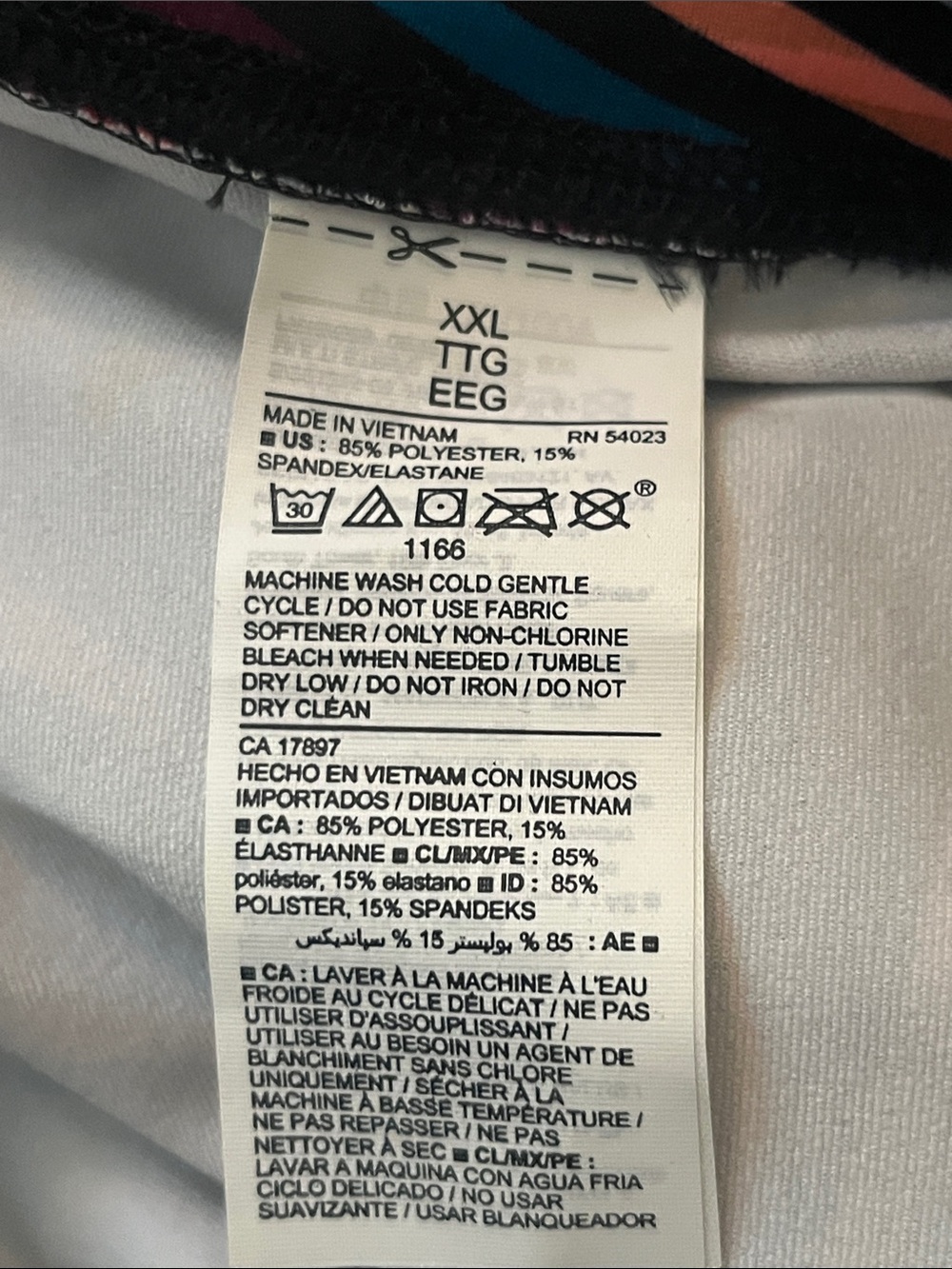Old Navy Active Criss Cross Stripes Crop Leggings - Picture 4 of 5
